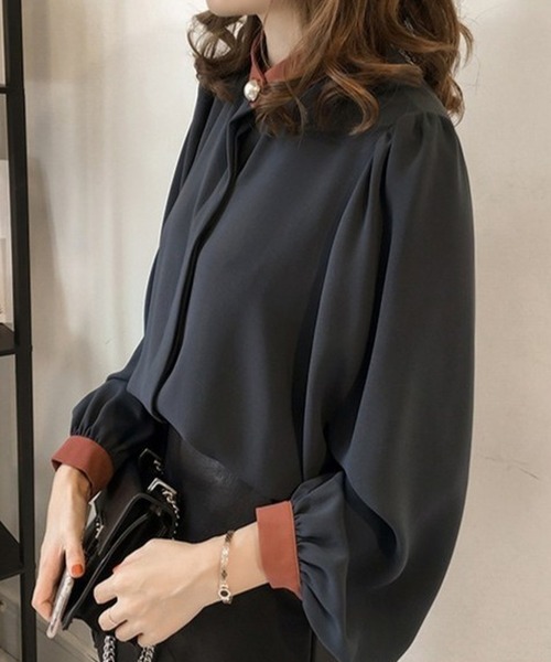 BACKYARD FAMILY(バックヤードファミリー)の「バルーンスリーブ ブラウス(シャツ/ブラウス・レディース・ホワイト/ネイビー・M/L/XL)」の6枚目の写真