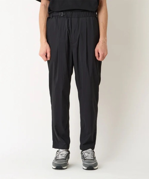 WHITE MOUNTAINEERING(ホワイトマウンテニアリング)の「【White Mountaineering / ホワイトマウンテニアリング】1TUCK BELTED PANTS(スラックス・メンズ・ブラック・1/2/3)」の2枚目の写真