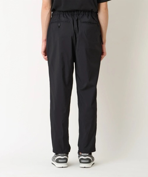 WHITE MOUNTAINEERING(ホワイトマウンテニアリング)の「【White Mountaineering / ホワイトマウンテニアリング】1TUCK BELTED PANTS(スラックス・メンズ・ブラック・1/2/3)」の4枚目の写真