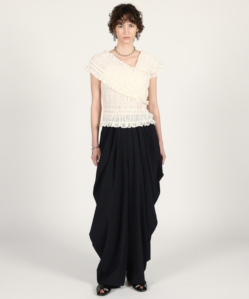 PRANK PROJECT（プランクプロジェクト）の「クレープシャーリングトップス / Crepe Shirring Top（シャツ/ブラウス・レディース・ブラック/アイボリー・FREE）」の8枚目の写真