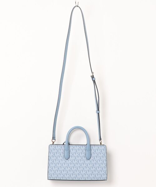 MICHAEL KORS(マイケルコース)の「SCARLETT クロスボディバッグ エクストラスモール - MKシグネチャー(ショルダーバッグ・レディース・ブルー系・FREE)」の6枚目の写真
