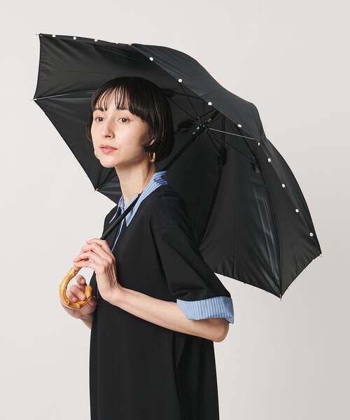 UNITED ARROWS（ユナイテッドアローズ）の「無地×淡水パール 晴雨兼用 長傘（長傘・レディース・ブラック/ベージュ・FREE）」の4枚目の写真