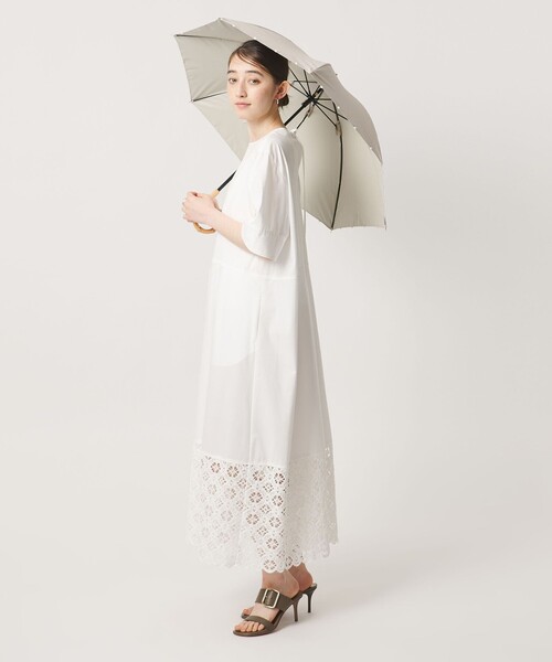 UNITED ARROWS（ユナイテッドアローズ）の「無地×淡水パール 晴雨兼用 長傘（長傘・レディース・ブラック/ベージュ・FREE）」の7枚目の写真