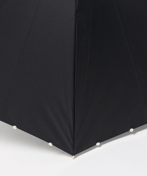 UNITED ARROWS（ユナイテッドアローズ）の「無地×淡水パール 晴雨兼用 長傘（長傘・レディース・ブラック/ベージュ・FREE）」の11枚目の写真