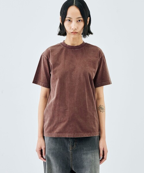 EDITION(エディション)の「コットンガーメントダイ ショートスリーブプルオーバー(Tシャツ/カットソー・レディース・ブラック/レッド系その他・FREE)」の5枚目の写真