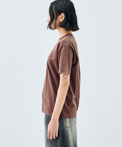 EDITION(エディション)の「コットンガーメントダイ ショートスリーブプルオーバー(Tシャツ/カットソー・レディース・ブラック/レッド系その他・FREE)」の6枚目の写真