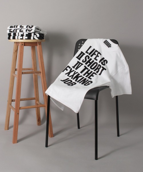 LIBERTY CITY（リバティシティ）の「【LIBERTY CITY/リバティーシティ】 [LIFE IS] Tシャツ（Tシャツ/カットソー・メンズ・ホワイト/ブラック・4/3/2）」の9枚目の写真