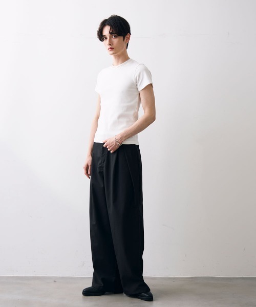 Shoowtime(ショウタイム)の「Cropped tight T-shirt / クロップドタイトTシャツ(Tシャツ/カットソー・メンズ・ホワイト/ブラック・MEDIUM/LARGE/X-LARGE)」の9枚目の写真