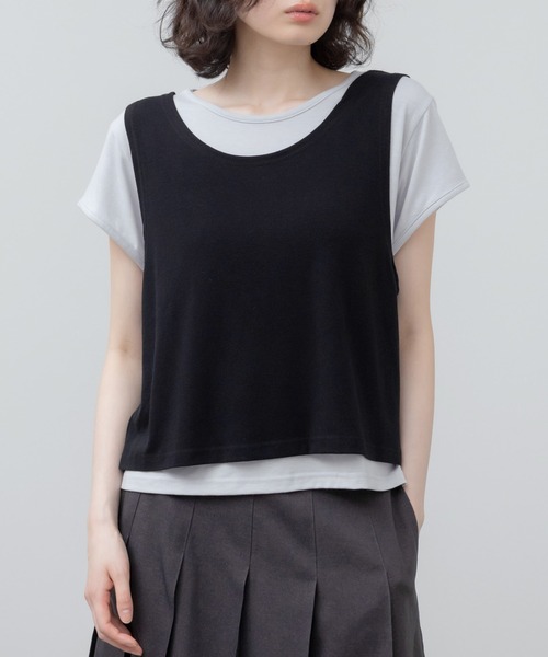 HEILIS(ヘイリス)の「レイヤード風半袖Tシャツ / 半袖 カットソー トップス 韓国 ブラック レッド 赤T レイヤード風 オーバーサイズ メンズライク 重ね着 シンプル 無地 カジュアル 春服 夏服(Tシャツ/カットソー・レディース・レッド/ブラック・FREE)」の6枚目の写真