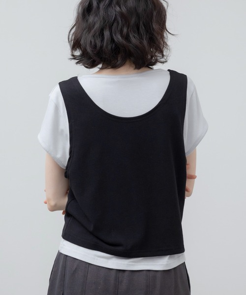 HEILIS(ヘイリス)の「レイヤード風半袖Tシャツ / 半袖 カットソー トップス 韓国 ブラック レッド 赤T レイヤード風 オーバーサイズ メンズライク 重ね着 シンプル 無地 カジュアル 春服 夏服(Tシャツ/カットソー・レディース・レッド/ブラック・FREE)」の9枚目の写真