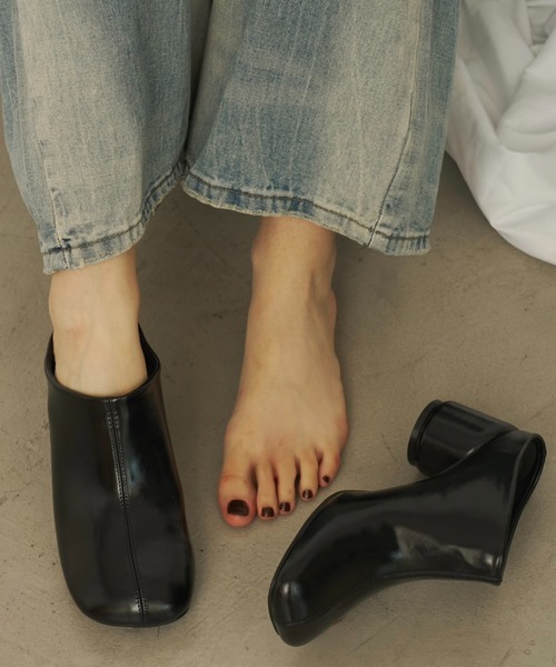 AIC.(エーアイシー)の「ラウンドソールサボ(パンプス・レディース・アイボリー/ブラウン/ブラック・SMALL/LARGE/MEDIUM)」の3枚目の写真