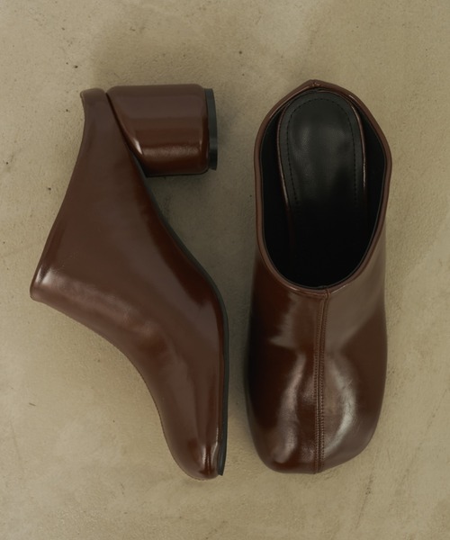 AIC.(エーアイシー)の「ラウンドソールサボ(パンプス・レディース・アイボリー/ブラウン/ブラック・SMALL/LARGE/MEDIUM)」の8枚目の写真