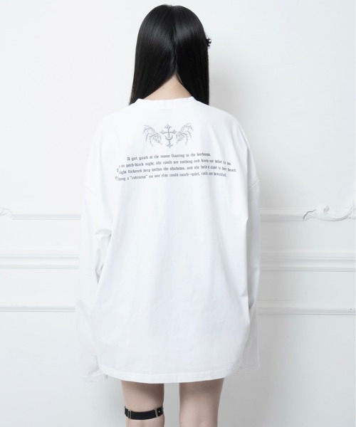 mine by LAFARY(マインバイラファリー)の「ムーンクロスTシャツ(Tシャツ/カットソー・レディース・ブラック/ホワイト・FREE)」の5枚目の写真