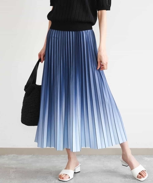 MK MICHEL KLEIN（エムケーミッシェルクラン）の「[洗える]グラデーションデザインニットプリーツスカート（スカート・レディース・ターコイズブルー/ブルー/ブラック・38）」の20枚目の写真