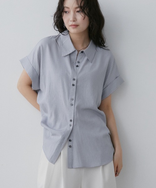 Aunt Marie's(アントマリーズ)の「サイドタックミニマルシャツ(シャツ/ブラウス・レディース・ブラウン/ブラック/ベージュ/グレー/ホワイト/ブルー・FREE)」の16枚目の写真