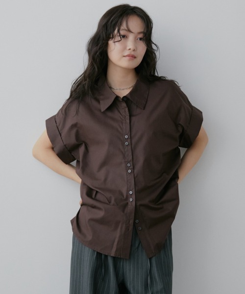Aunt Marie's(アントマリーズ)の「サイドタックミニマルシャツ(シャツ/ブラウス・レディース・ブラウン/ブラック/ベージュ/グレー/ホワイト/ブルー・FREE)」の20枚目の写真