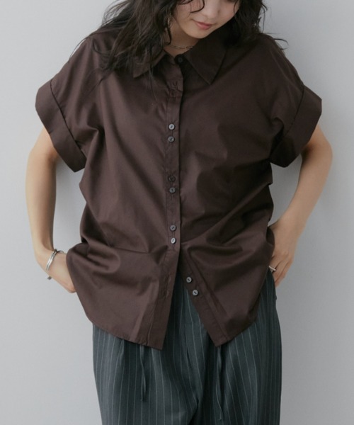 Aunt Marie's(アントマリーズ)の「サイドタックミニマルシャツ(シャツ/ブラウス・レディース・ブラウン/ブラック/ベージュ/グレー/ホワイト/ブルー・FREE)」の21枚目の写真