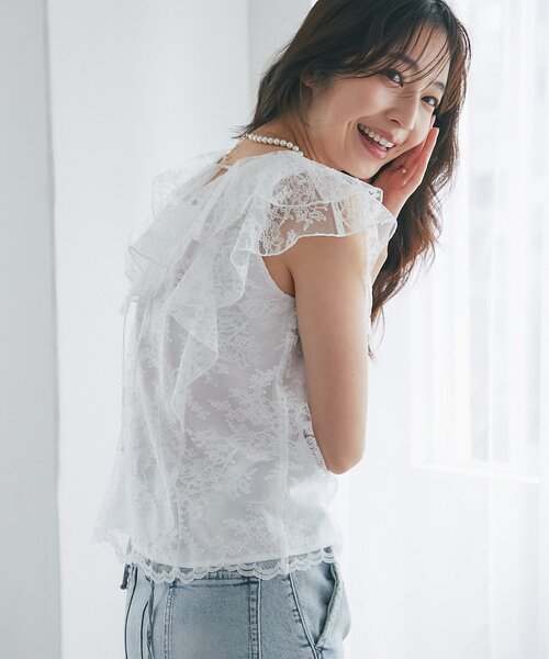 La boutique BonBon(ラブティックボンボン)の「【涼しく夏映え・オフィスでもデートでも】レースラッフルフレアブラウス(シャツ/ブラウス・レディース・ホワイト/ライトグレー・FREE)」の22枚目の写真