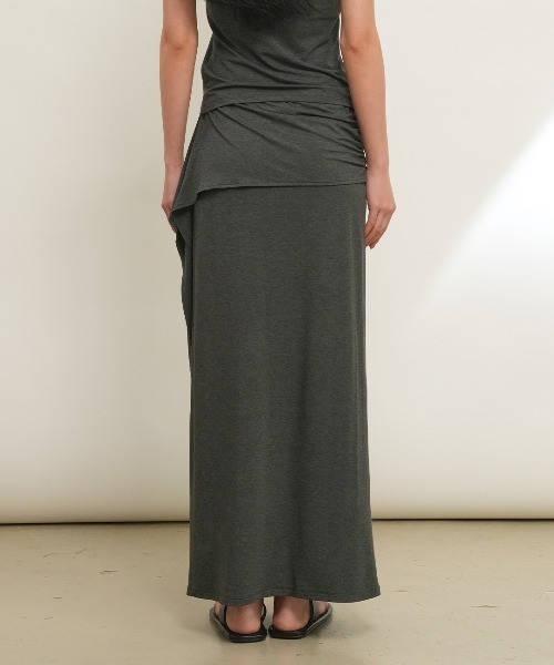 GENERAL IDEA(ジェネラルアイデア)の「【GENERAL IDEA】イージーバンディング マキシスカート / EASY BANDING MAXI SKIRT(スカート・レディース・チャコール/ブラック・L/M/S)」の3枚目の写真