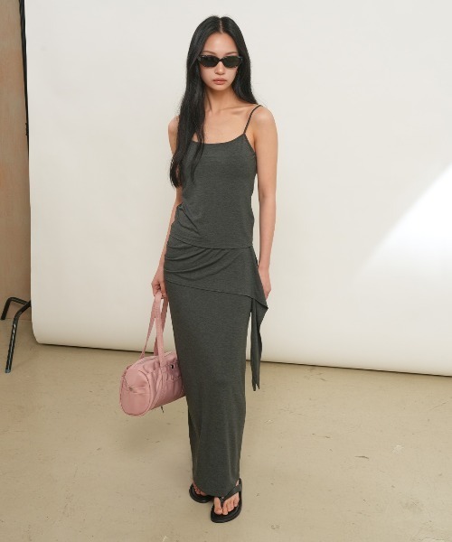 GENERAL IDEA(ジェネラルアイデア)の「【GENERAL IDEA】イージーバンディング マキシスカート / EASY BANDING MAXI SKIRT(スカート・レディース・チャコール/ブラック・L/M/S)」の5枚目の写真