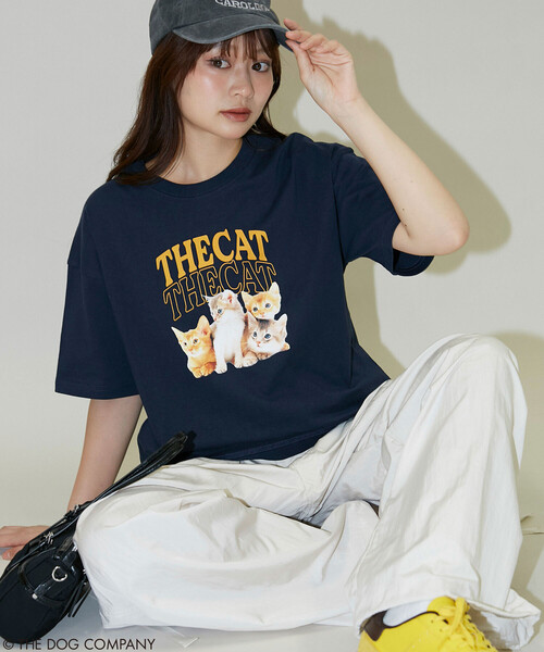 PUBLUX(パブリュクス)の「PUBLUX/パブリュクス THE DOG / THE CAT カレッジ風 Tシャツ 限定展開(Tシャツ/カットソー・レディース・ネイビー/ライトグレー/チャコールグレー/オフホワイト・フリ-)」の6枚目の写真