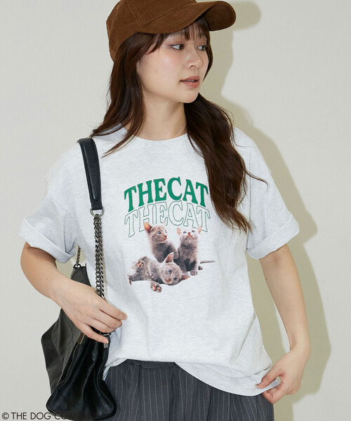 PUBLUX(パブリュクス)の「PUBLUX/パブリュクス THE DOG / THE CAT カレッジ風 Tシャツ 限定展開(Tシャツ/カットソー・レディース・ネイビー/ライトグレー/チャコールグレー/オフホワイト・フリ-)」の20枚目の写真