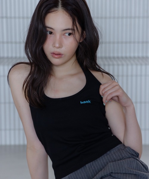 haek(ハク)の「logo halter neck tank/ロゴホルターネックタンク(タンクトップ・レディース・ブラック/レッド・FREE)」の10枚目の写真