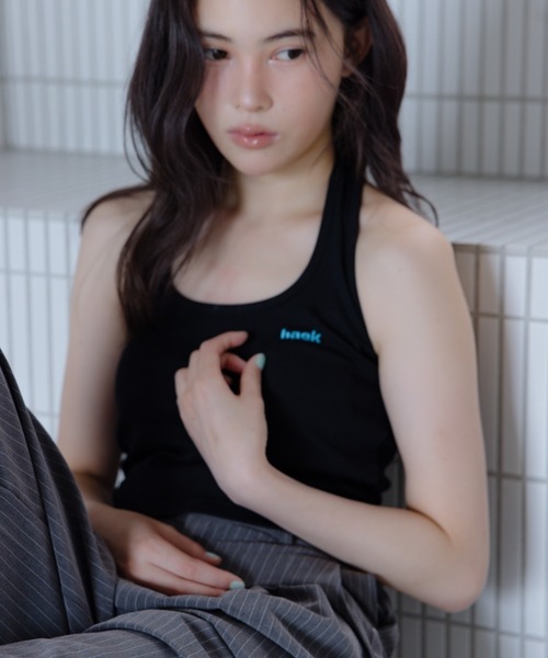 haek(ハク)の「logo halter neck tank/ロゴホルターネックタンク(タンクトップ・レディース・ブラック/レッド・FREE)」の20枚目の写真