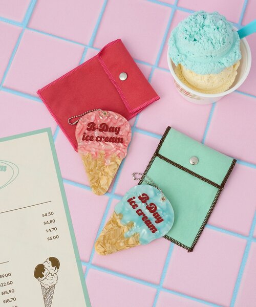BIRTHDAY BAR(バースデイバー)の「B-DAYアイスクリーム アセチミラー(手鏡/メイクミラー・レディース・ブルー/ピンク・0)」の9枚目の写真
