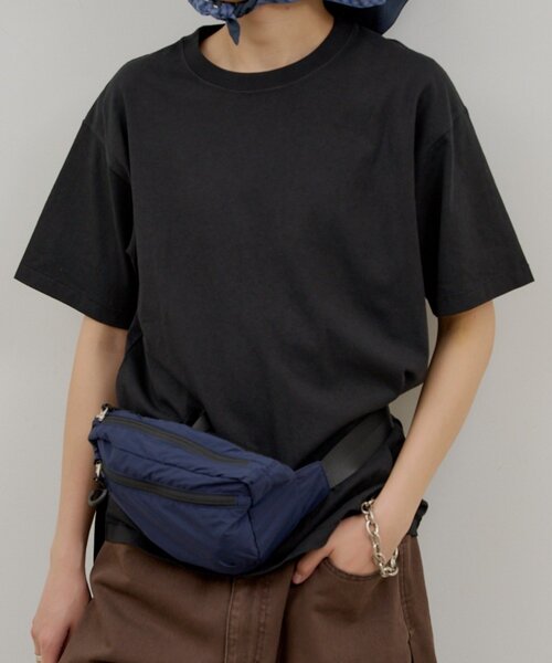 WHIMSIC(ウィムジック)の「【UNISEX/2サイズ展開】SCREEN STARS ガーメントダイTシャツ(Tシャツ/カットソー・メンズ・ブラック/ホワイト/パープル/イエロー・MEDIUM/SMALL)」の2枚目の写真