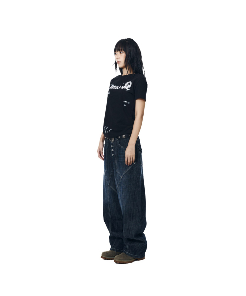 AAKAM(アーカム)の「Oblique Incision Denim Pants (Blue)(デニムパンツ・レディース・その他・1/2)」の6枚目の写真