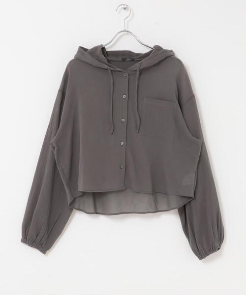 ITEMS URBANRESEARCH(アイテムズ アーバンリサーチ)の「フードクロップドワッシャーシャツ(シャツ/ブラウス・レディース・チャコールグレー/ホワイト/カーキ・FREE)」の18枚目の写真