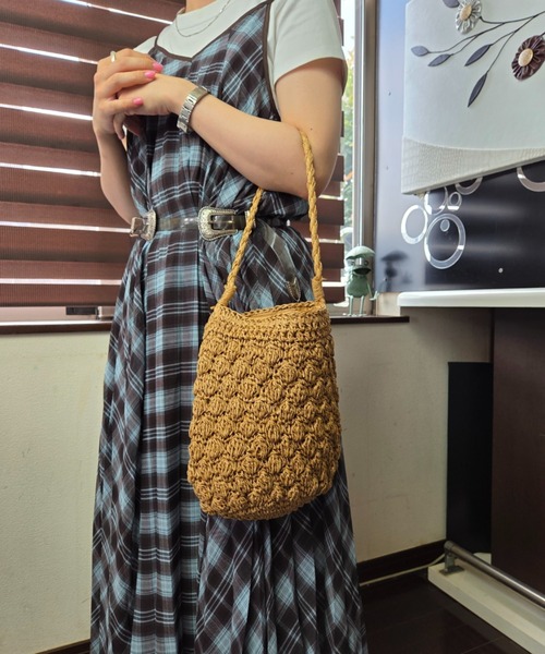 tolene(トレネ)の「縦長シルエット ペーパーバッグ ショルダーバッグ(ショルダーバッグ・レディース・ベージュ/オフホワイト・FREE)」の18枚目の写真