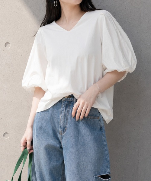 itto...(イット)の「コットン100%パフスリーブバルーン袖カットソー(Tシャツ/カットソー・レディース・ブラック/オフホワイト/ミント/グレイッシュベージュ/チャコールグレー・LL~3L/M~L/4L~5L)」の6枚目の写真