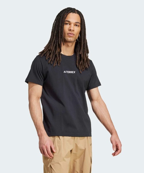 adidas（アディダス）の「テレックス シグネチャー AOP グラフィックTシャツ / アディダス adidas（Tシャツ/カットソー・メンズ・ブラック・LARGE/SMALL/MEDIUM）」の5枚目の写真