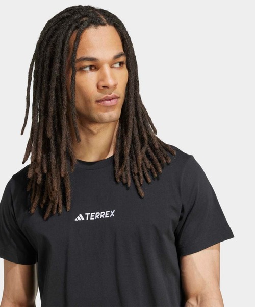 adidas（アディダス）の「テレックス シグネチャー AOP グラフィックTシャツ / アディダス adidas（Tシャツ/カットソー・メンズ・ブラック・LARGE/SMALL/MEDIUM）」の6枚目の写真