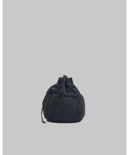 Topologie(トポロジー)の「Cargo Bucket Medium(ショルダーバッグ・レディース・グリーン系/ブラック/ブラウン・ONE SIZE)」の5枚目の写真