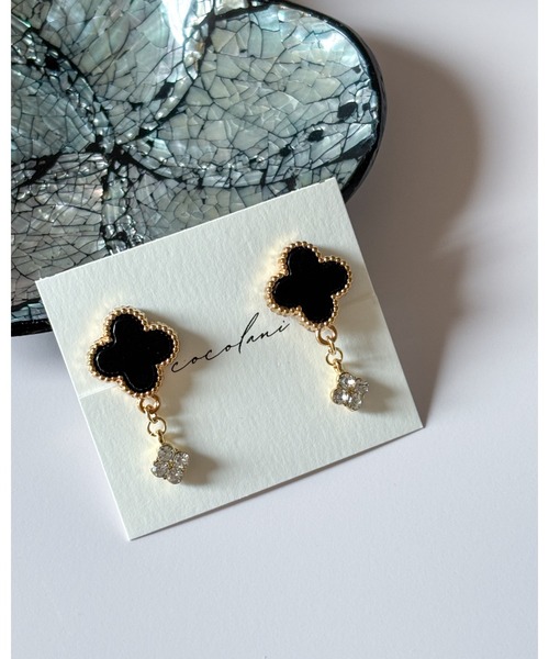 tone（トーン）の「【cocolani】［金属アレルギー対応］クローバービジューピアス(MA)（ピアス（両耳用）・レディース・ブラック/ブラック系その他/ホワイト・FREE）」の18枚目の写真