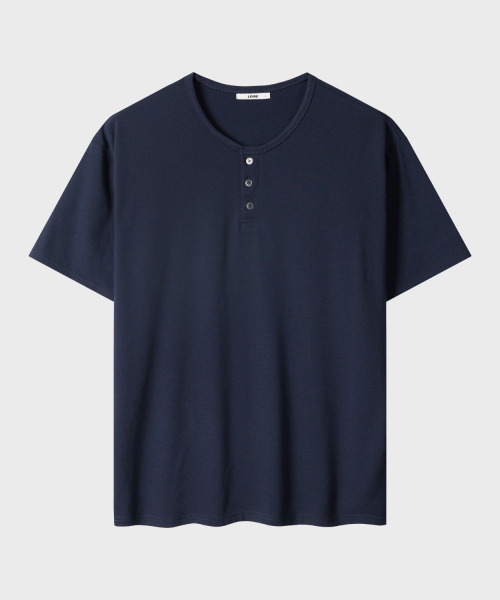 LEIRE（ルアール）の「ソフトヘンリーネック半袖Tシャツ[ディープネイビー]（Tシャツ/カットソー・メンズ・その他・MEDIUM/LARGE/X-LARGE）」の2枚目の写真