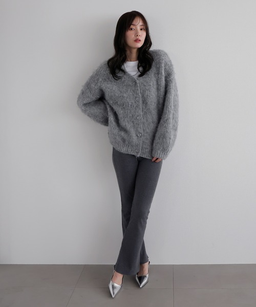 AMUU. PRECIEUSE(アムープレシューズ)の「カットリブイージーフレアパンツ(その他パンツ・レディース・ブラウン/チャコールグレー/ブラック・FREE)」の10枚目の写真