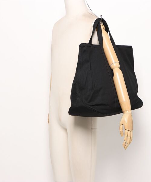 J.B. ATTIRE(ジェイビーアタイア)の「J.B. ATTIRE NEW YORK BAG(トートバッグ・レディース・Black/Red/Navy・ONE)」の7枚目の写真
