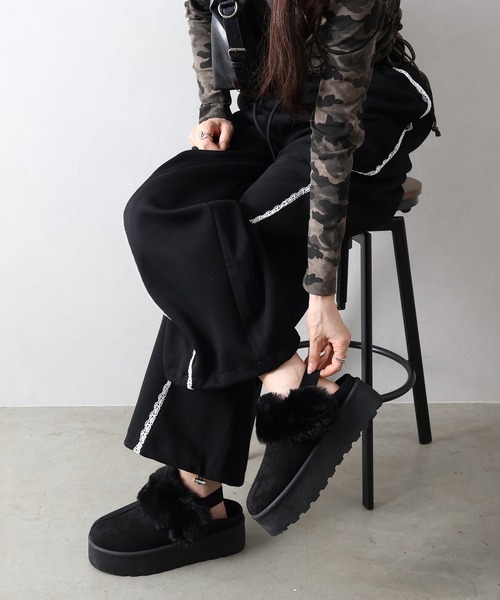 SpRay(スプレイ)の「ムートンサンダル(サンダル・レディース・ブラック/モカ/ライトベージュ・SMALL/MEDIUM/LARGE/X-LARGE)」の14枚目の写真
