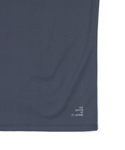 The DUFFER of ST.GEORGE(ザダファーオブセントジョージ)の「「AIR FLEX」3/4 SLEEVE HENLEY NECK TEE:機能素材 「エアフレックス」7分袖 ヘンリーネック Tシャツ / ストレッチ / 軽量 / ナイロンプレーティング(Tシャツ/カットソー・メンズ・ホワイト/ネイビー/ブルーグレー・LARGE/X-LARGE/SMALL/MEDIUM)」の18枚目の写真