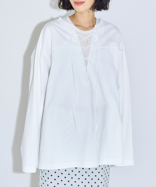 CITYSHOP（シティーショップ）の「《追加3》[THE MOOD]レースアップロングTシャツ（Tシャツ/カットソー・レディース・ブラック/ホワイト・FREE）」の2枚目の写真