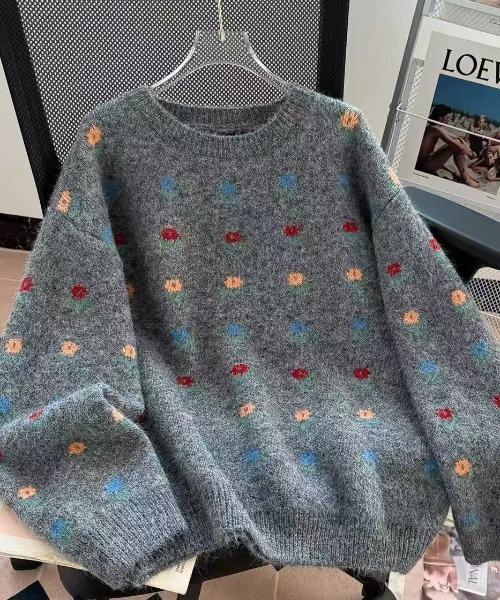 Teem Store（チームストア）の「フラワー柄ジャガード モヘアライクルーズニットプルオーバー（ニット/セーター・レディース・グレー/ブルー/アイボリー・M）」の21枚目の写真