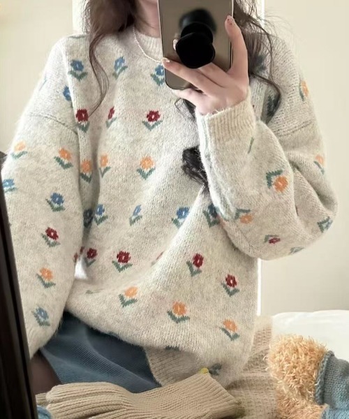 Teem Store（チームストア）の「フラワー柄ジャガード モヘアライクルーズニットプルオーバー（ニット/セーター・レディース・グレー/ブルー/アイボリー・M）」の4枚目の写真