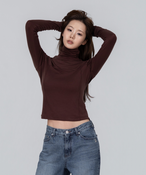 PHOS333(フォースサンサンサン)の「W 切り込みステッチ タートルネック/ブラウン(Tシャツ/カットソー・レディース・その他・FREE)」の5枚目の写真