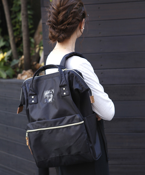 PLAIN CLOTHING(プレーンクロージング)の「anello アネロ スクエア 口金 バックパック レギュラーサイズ(バックパック/リュック・レディース・ブラック/ネイビー・FREE)」の2枚目の写真