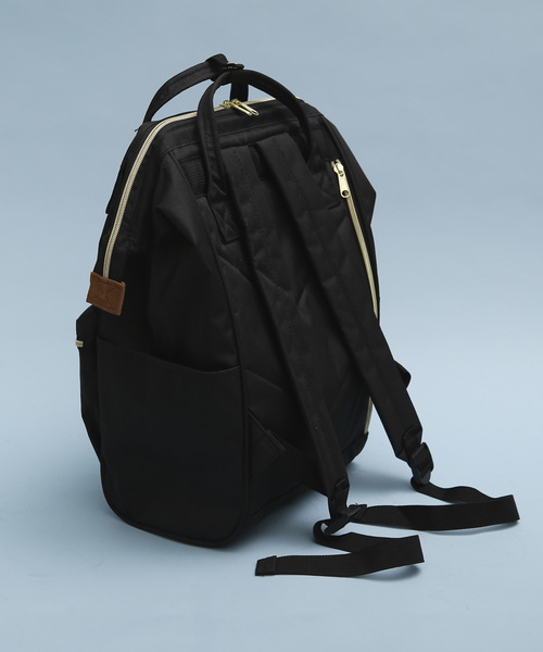 PLAIN CLOTHING(プレーンクロージング)の「anello アネロ スクエア 口金 バックパック レギュラーサイズ(バックパック/リュック・レディース・ブラック/ネイビー・FREE)」の9枚目の写真