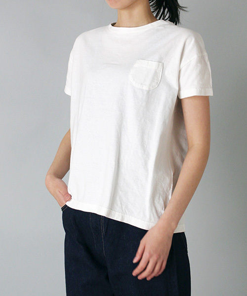 OMNIGOD（オムニゴッド）の「[OMNIGOD / オムニゴッド]　ラフィー天竺半袖マニッシュポケットＴシャツ（Tシャツ/カットソー・レディース・ネイビー/イエロー/ホワイト/ライトグリーン/サーモンピンク/ライトベージュ/サックスブルー・2）」の18枚目の写真